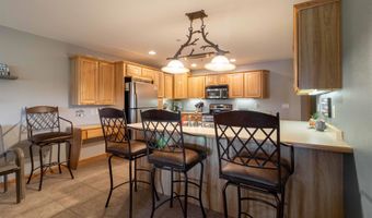 1824-2 Parkland Dr 0602, Arkdale, WI 54613