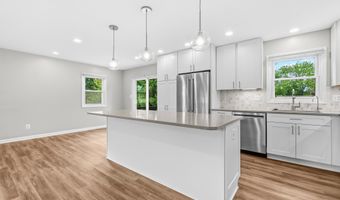 5915 LARPIN Ln, Alexandria, VA 22310