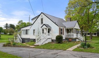 317 WOODLAWN Dr, Aurora, IN 47001