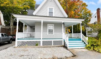 122 Whitney St, Auburn, ME 04210