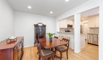 1202 Mission Verde Dr, Camarillo, CA 93012