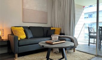 445 Seaside Ave 703, Honolulu, HI 96815