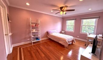 1860 Dorchester Ave, Algonquin, IL 60102