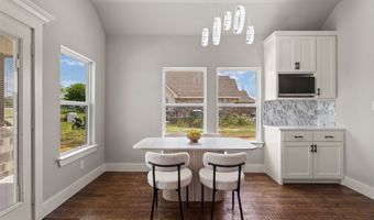 8644 Kelly Ln, Alvarado, TX 76009
