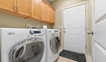 820 Greenwood Hills Dr, Adel, IA 50003