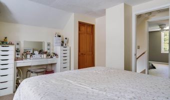 19 Amherst Rd, Merrimack, NH 03054