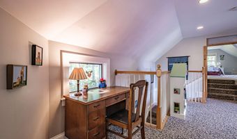 71 Brook Rd, Falmouth, ME 04105