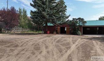 5480 Challis Creek Rd, Challis, ID 83226