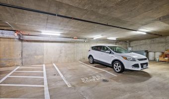 1021 N GARFIELD St 517, Arlington, VA 22201