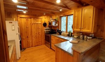 11 Laurel Glen Ln, Center Harbor, NH 03226