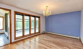8 Longview Dr, Bow, NH 03304