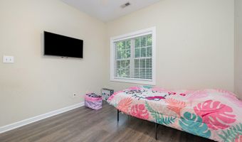 25 Silver Pl Apt B, Angier, NC 27501