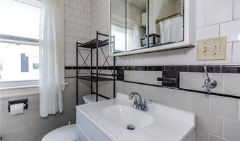 71 Clarence St, Cranston, RI 02910