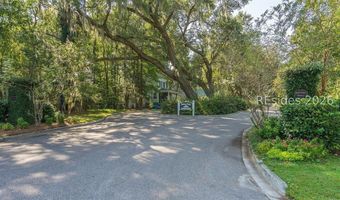 104 Patrick Dr, Beaufort, SC 29902