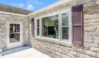 15 MAPLE Ave, Boonsboro, MD 21713