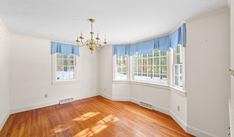 79 Bayberry Ln, Barnstable, MA 02630