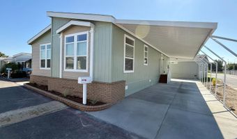 11 Palm Via, Anaheim, CA 92801