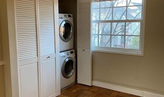 1630 W ABINGDON Dr #301, Alexandria, VA 22314