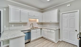 301 White Oak Dr, Brandon, MS 39047