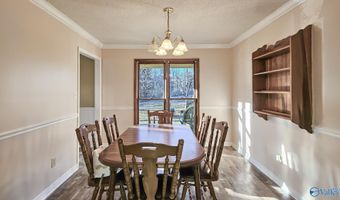 9206 Barker Rd, Athens, AL 35614