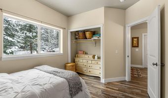 162 S Cedar View Estates Rd, Blanchard, ID 83804