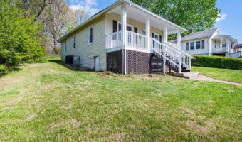 702 13th St, Altavista, VA 24517