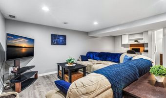 13994 Holyoke Ct, Apple Valley, MN 55124