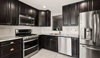 8074 SKY BLUE Dr, Alexandria, VA 22315