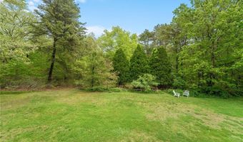 4720 S County Trl, Charlestown, RI 02813