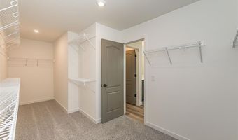 6730 Snowy Owl Ln, Affton, MO 63123