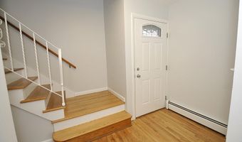 49 Delafield Dr, Albany, NY 12205