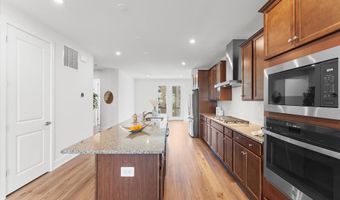 23080 SOARING HEIGHTS Ter, Ashburn, VA 20148