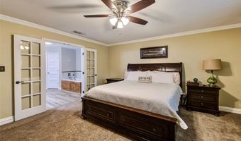 405 N Wickham St, Alvord, TX 76225