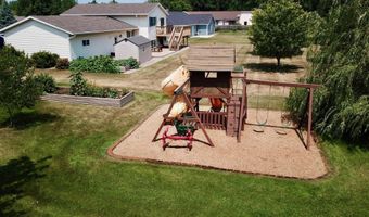 3021 Pinewood Ln NE, Alexandria, MN 56308