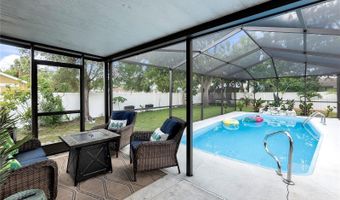 327 FRANCIS Dr, Apollo Beach, FL 33572