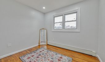 52 Cedar Rd, Amityville, NY 11701