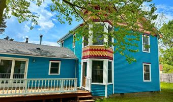 19 CENTER St, Barnegat, NJ 08005