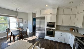 8866 Cascade Rd SE, Ada, MI 49301