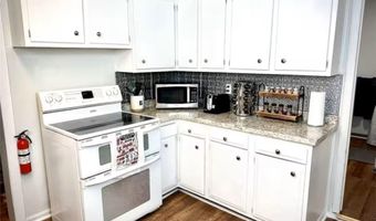 1013 Kearney St, Atchison, KS 66002