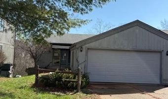 1653 Award Dr, Ballwin, MO 63021
