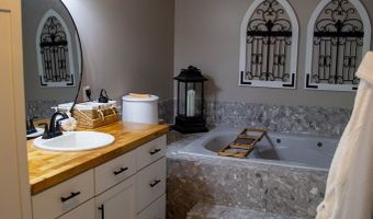 2612 Buck Head Rd, Baxley, GA 31513