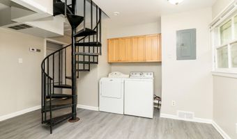 2310 Pinecrest Ave, Ann Arbor, MI 48104