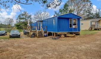 400 Red Hill Cir, Batesville, MS 38606