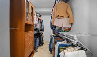 19900 E Country Club Dr 1112, Aventura, FL 33180