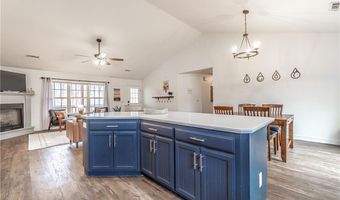 1 Preston Ln, Bella Vista, AR 72714
