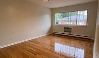 205 Bretton St D11, Bridgeport, CT 06606
