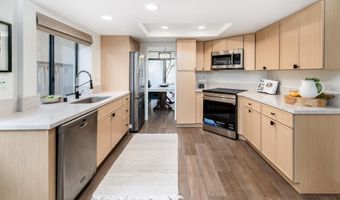 6882 Alderwood Dr, Carlsbad, CA 92011