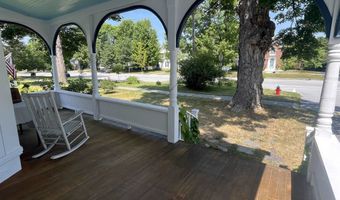 43 Park St, Brandon, VT 05733