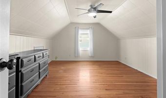 36 Westhill Dr, Cranston, RI 02920