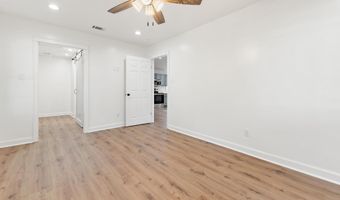 426 Demontluzin Ave, Bay St. Louis, MS 39520